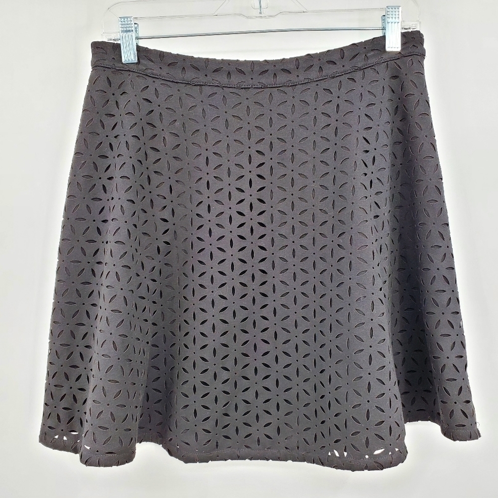 Club Monaco Black Floral Lazer Cut Danny Skater Skirt